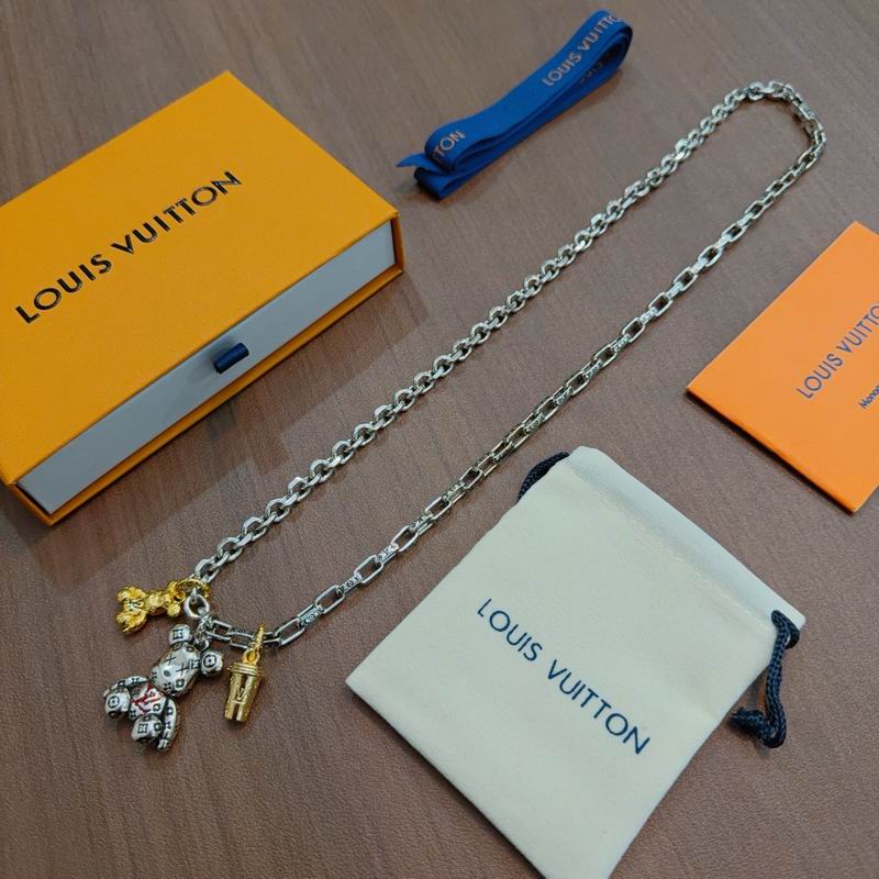 LV Necklace 11yxx101